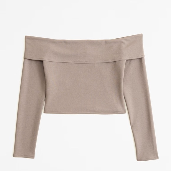 Long-Sleeve Off-The-Shoulder Top - Picture 5 of 5